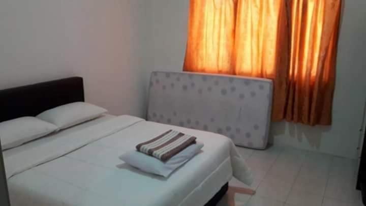 Homestay Lot 10 Pangkor Pekan Pangkor Ngoại thất bức ảnh